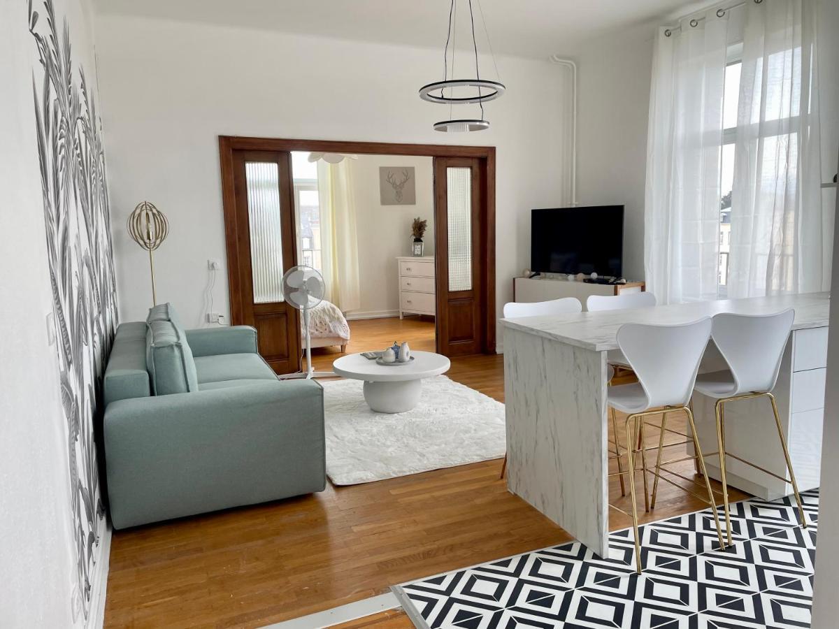 Nid Urbain Colmarien - 4 Personnes - Garage Apartment *